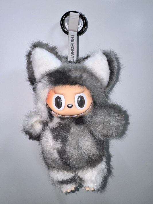 #126 Panda Labubu