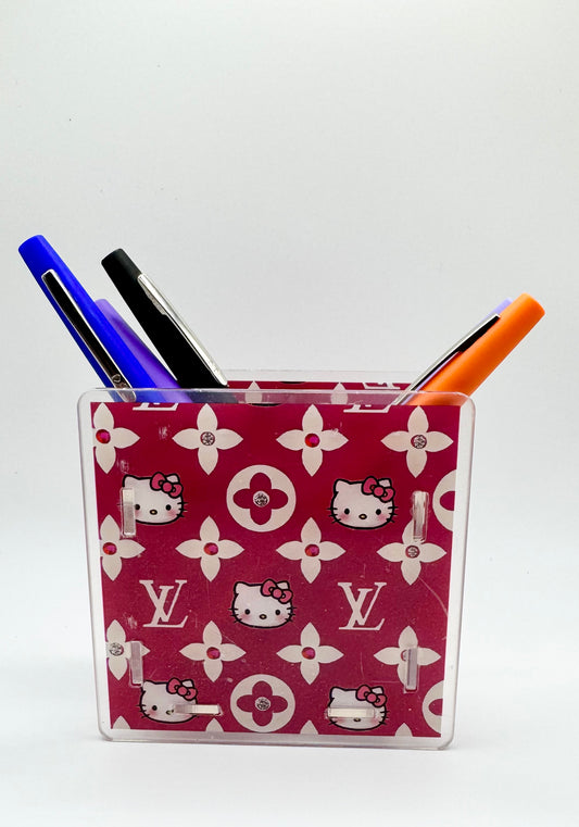 HK LV Pen Holder